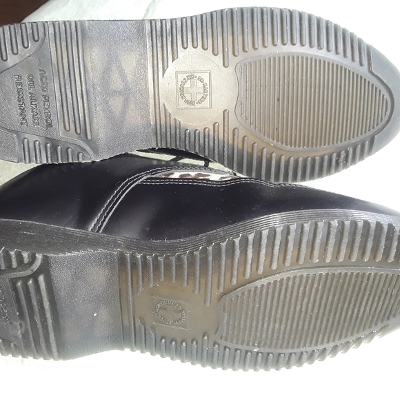 Unisex DrMarten\'s Leather Shoes, NWT!! main image 9